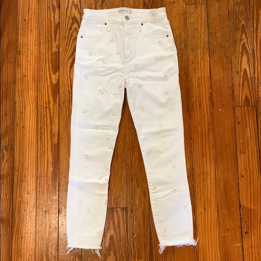 Abercrombie High Rise Super Skinny Ankle Jean